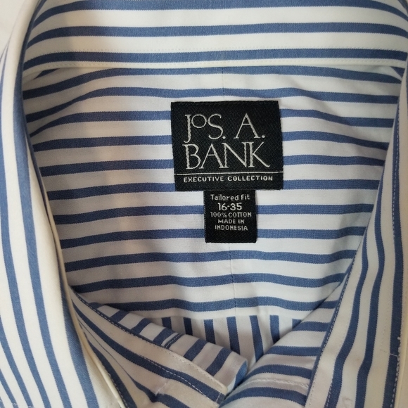 JOS.A.Bank BLUE AND WHITE SIZE 16-35 - Picture 4 of 5